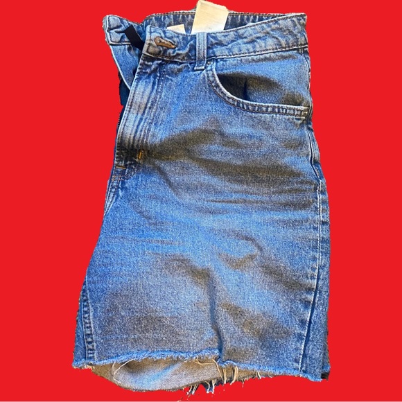 Distressed shorts H&M - Picture 2 of 3